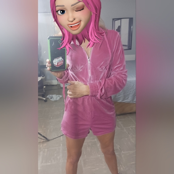 Very cute Velour shorts set, unsure brand, will snap photo and add it later. - Picture 2 of 3